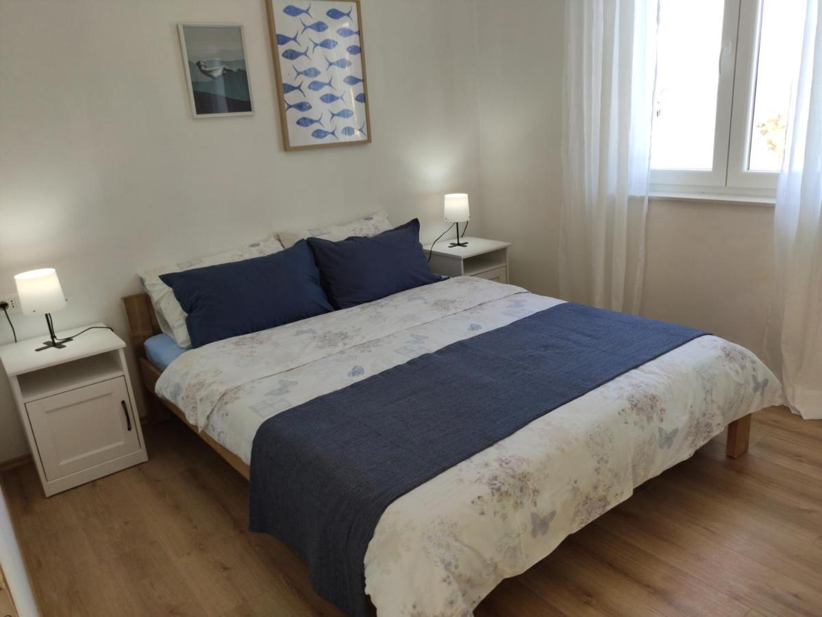 Apartmani Sara 2 Betina  Exterior foto
