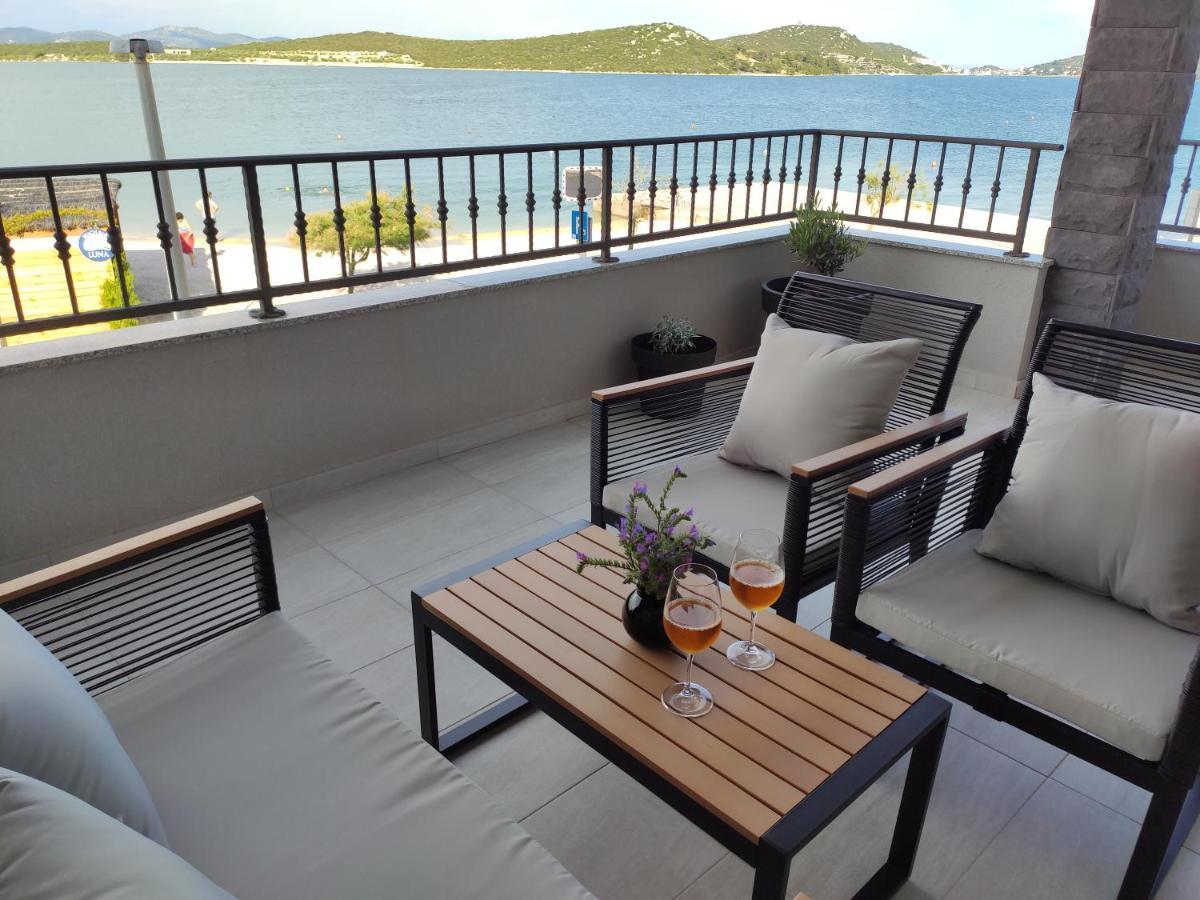 Apartmani Sara 2 Betina  Exterior foto
